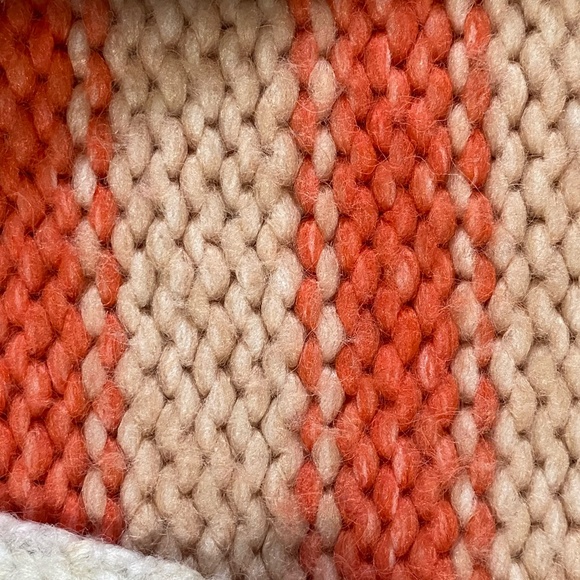 American Eagle Women's V-neck Button Up Cropped Knit Sweater. Sz S - Picture 12 of 16